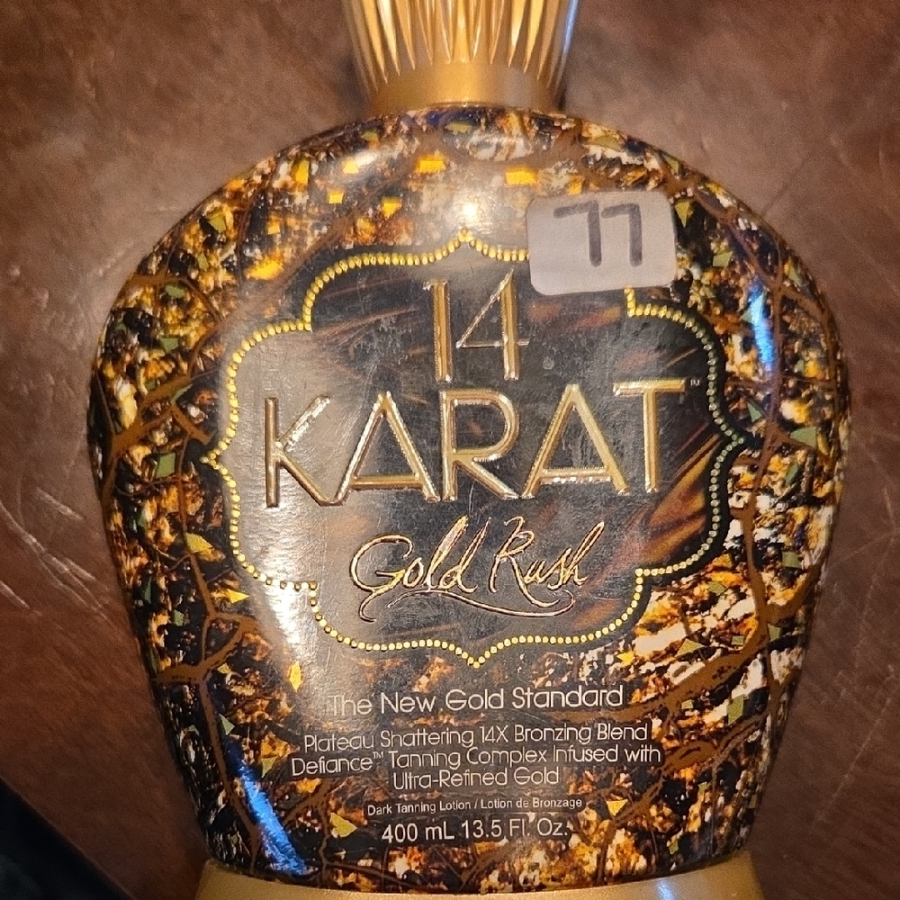 14 Karat Gold Rush Dark Tanning Lotion – Gold Shimmer